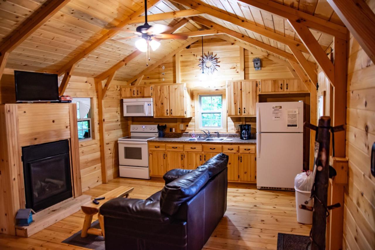 Avenwood Cabins 洛根 外观 照片