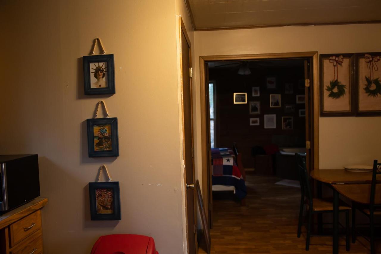 Avenwood Cabins 洛根 外观 照片