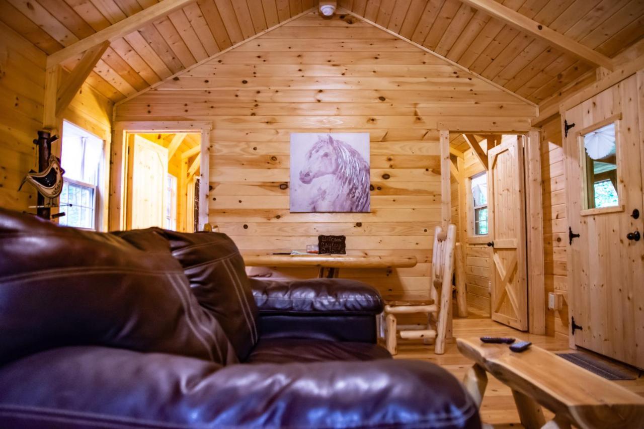 Avenwood Cabins 洛根 外观 照片