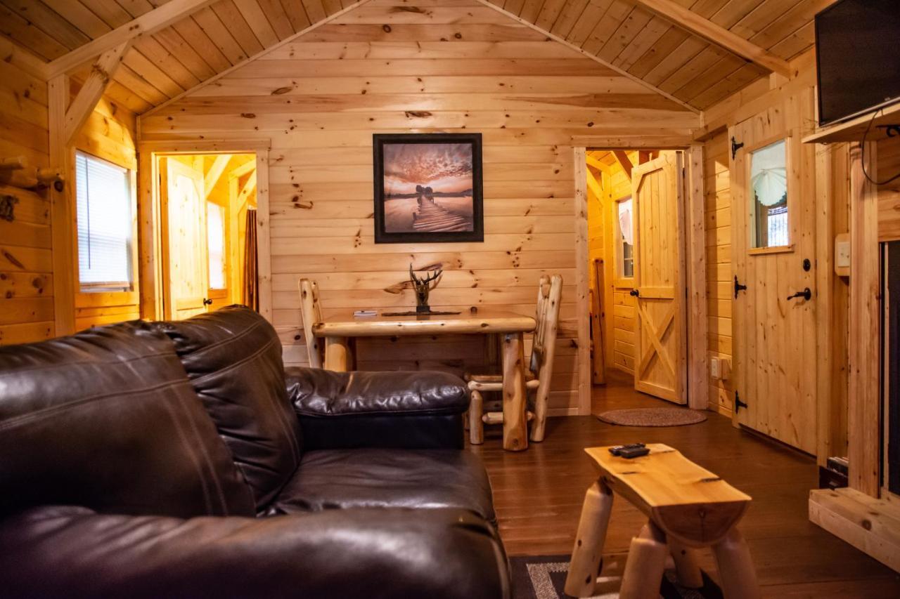 Avenwood Cabins 洛根 外观 照片