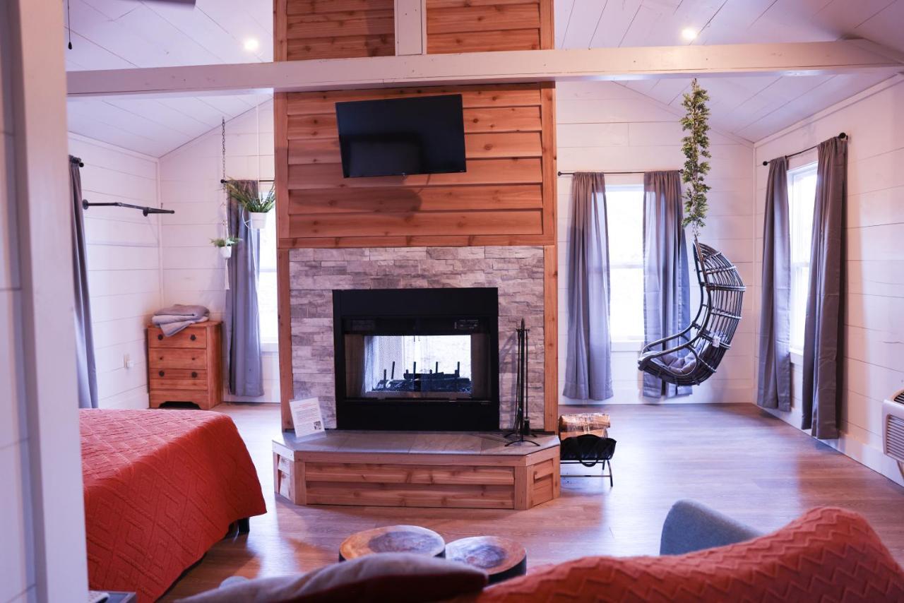 Avenwood Cabins 洛根 外观 照片