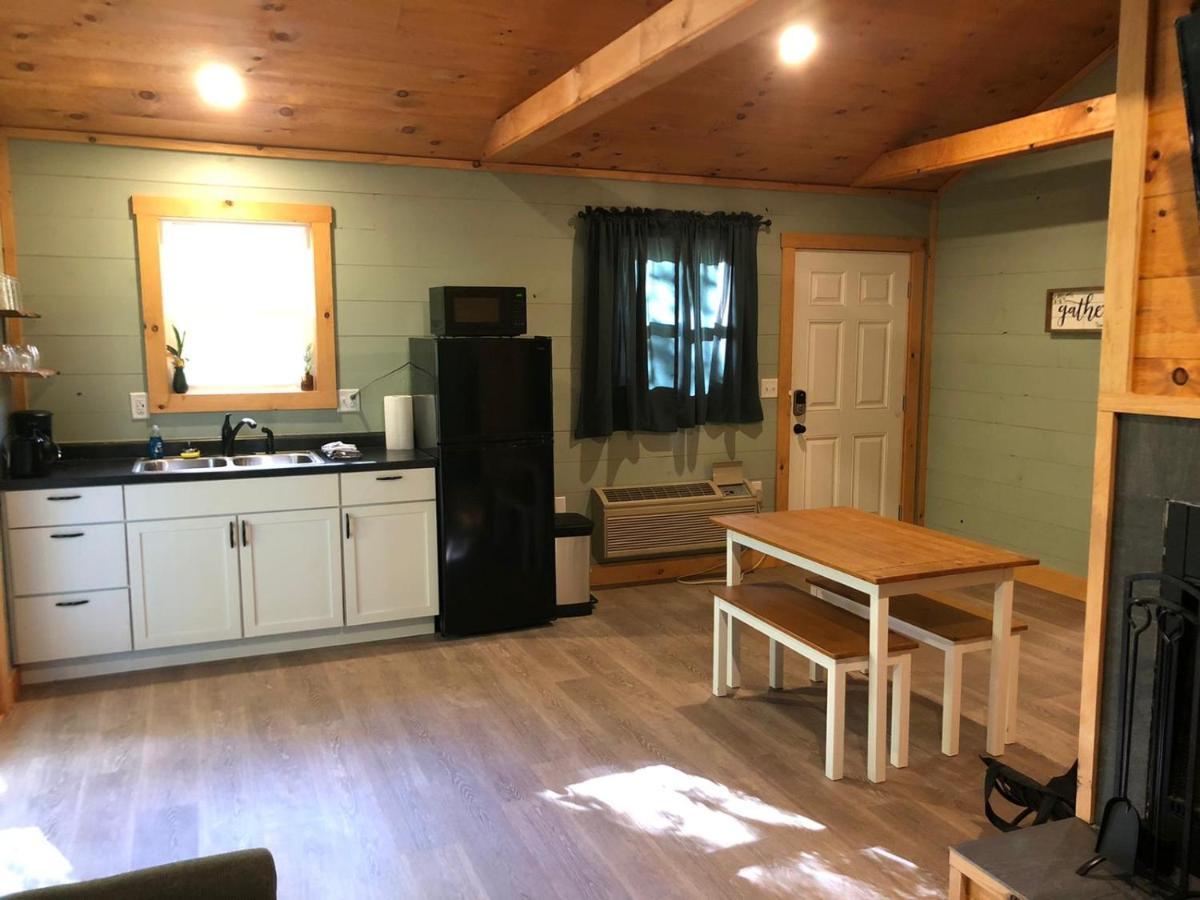 Avenwood Cabins 洛根 外观 照片