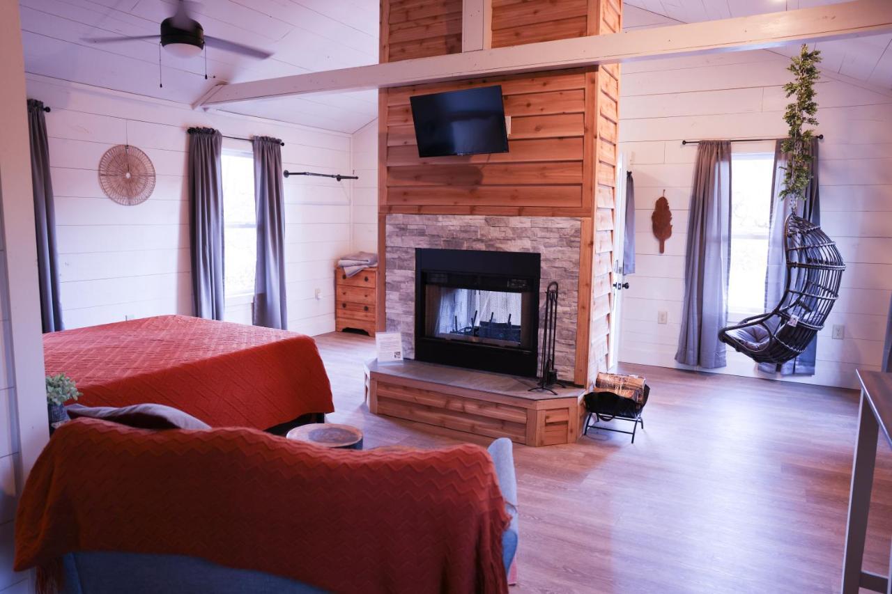 Avenwood Cabins 洛根 外观 照片